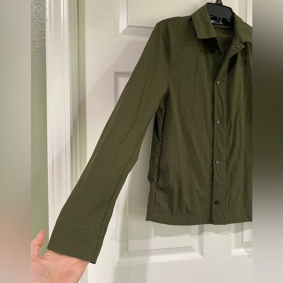 ZARA DARK ARMY GREEN WATERPROOF LIGHTWEIGHT JACKET SIZE SMALL - Picture 2 of 15